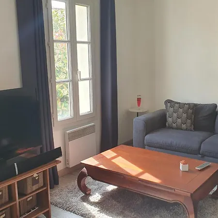 Holiday home Jolie Maison Au Calme Jardin A Proximite Meschers-sur-Gironde